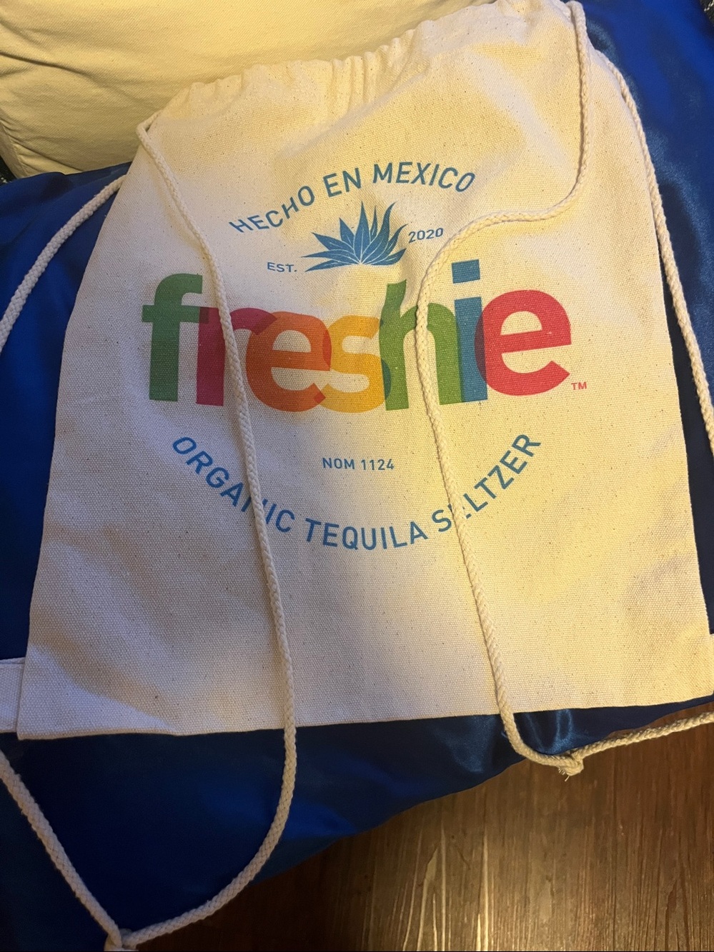 Authentic Canvas Backpack - Picture 2 of 3
